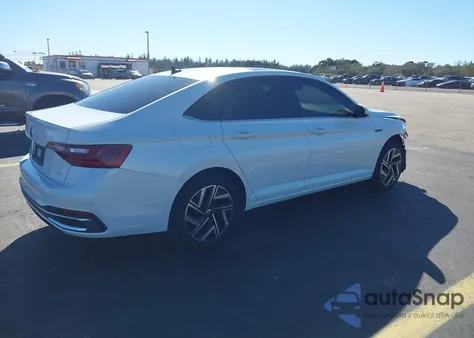 2022 Volkswagen Jetta 1.5T Sel from USA, damaged, VIN 3VWGM7BU6NM002476